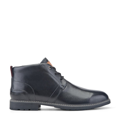 Men Tolan Lace-Up Leather Chukka Boots