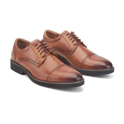 Men Findlay Dress Lace-up Almond Toe Oxfords