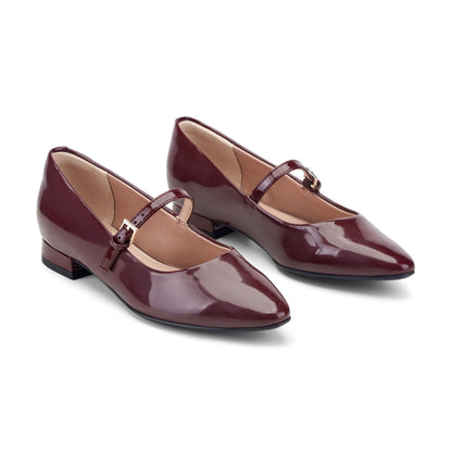 Women Taren Total Motion Pointy Toe Dress Flats