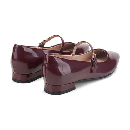 Women Taren Total Motion Pointy Toe Dress Flats