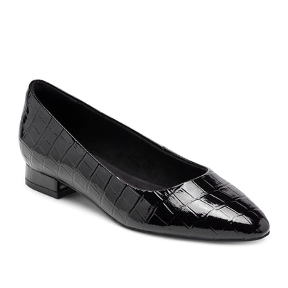 Women Tessa Total Motion Pointy Toe Dress Flats