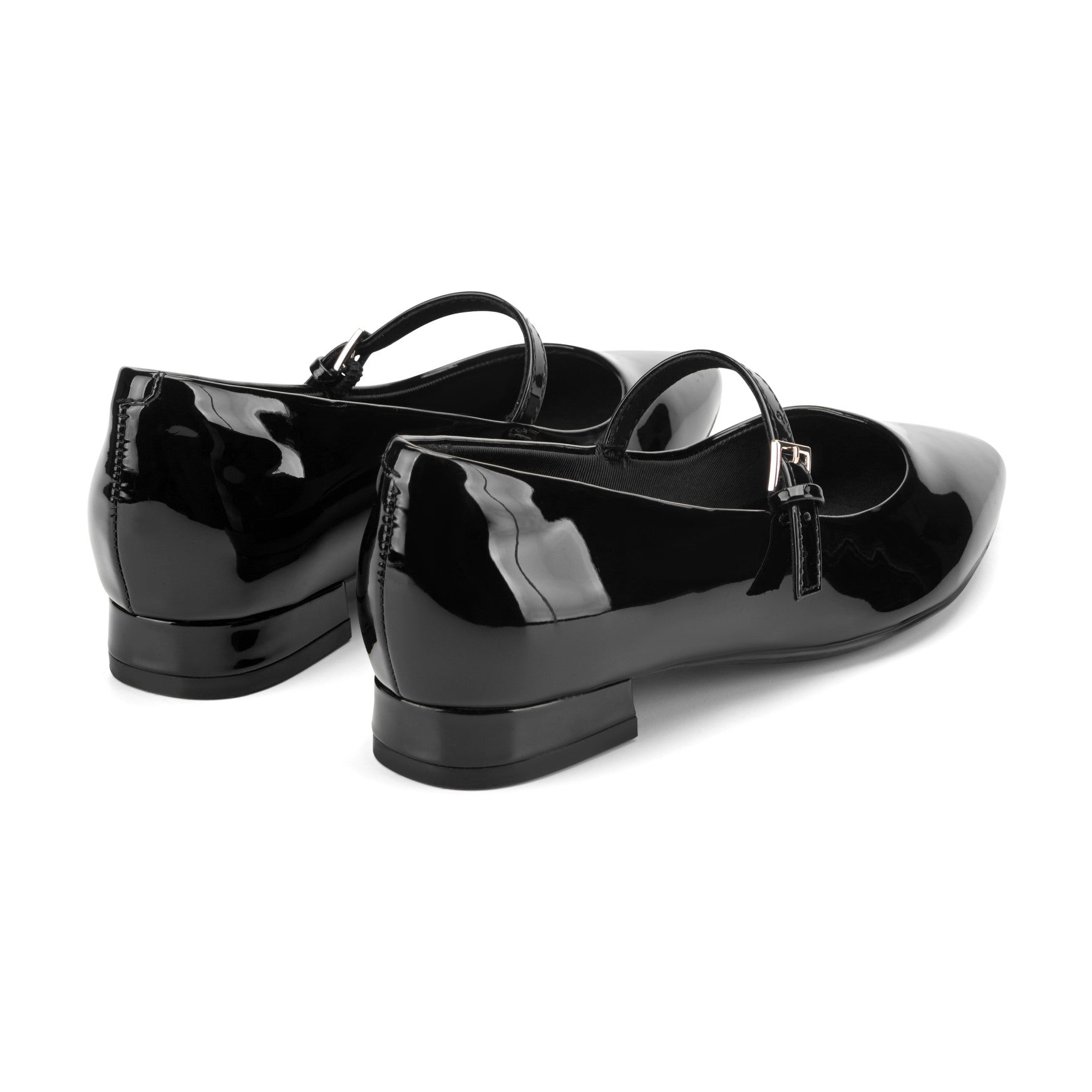 Women Taren Total Motion Pointy Toe Dress Flats